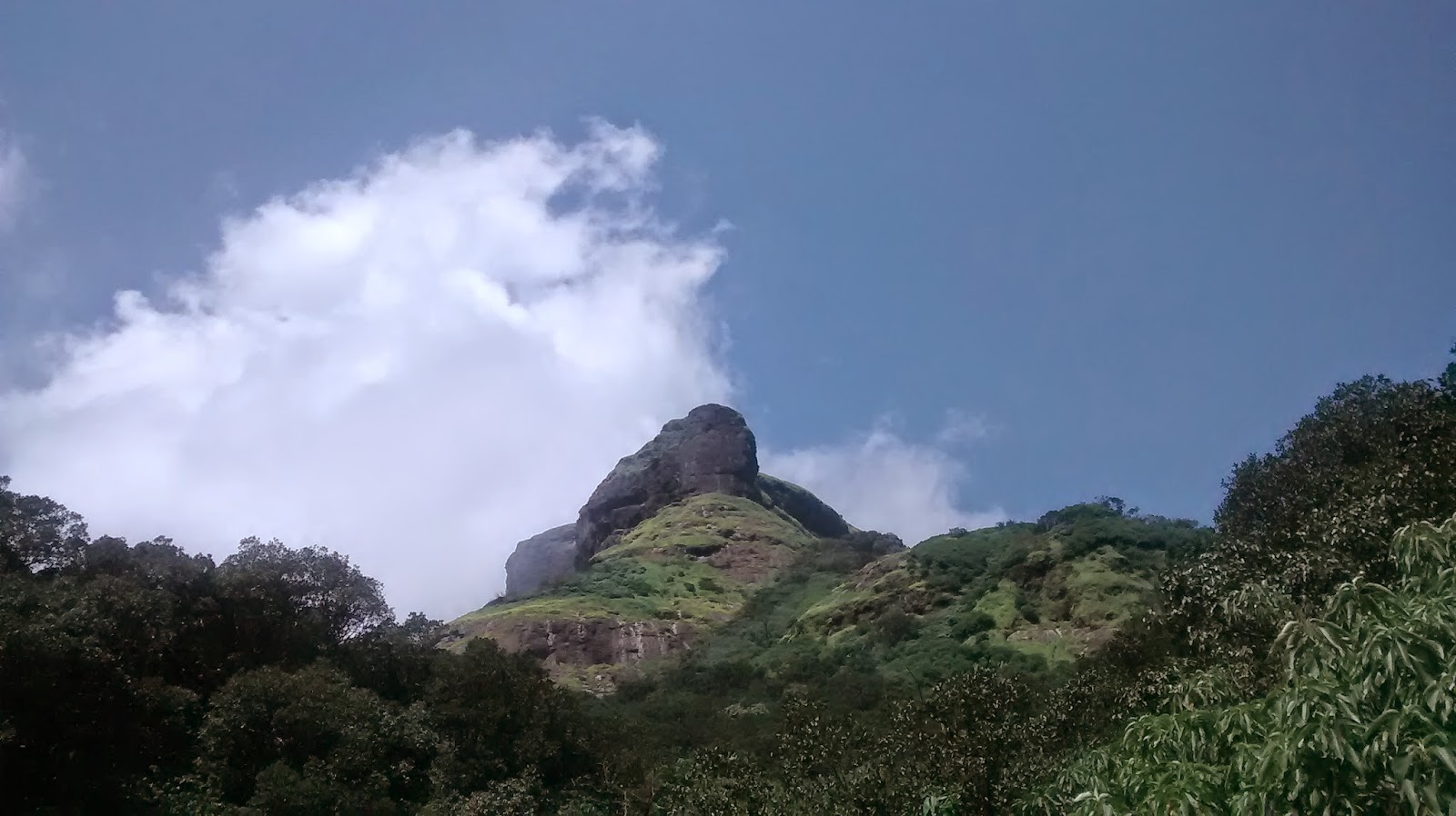 Vatsaru Trekkers: One Day Trek To Thrilling Katrabai Pass