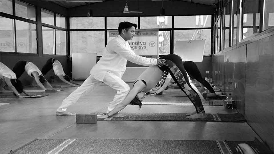 200 Hour Yoga Teacher Training in India - 2