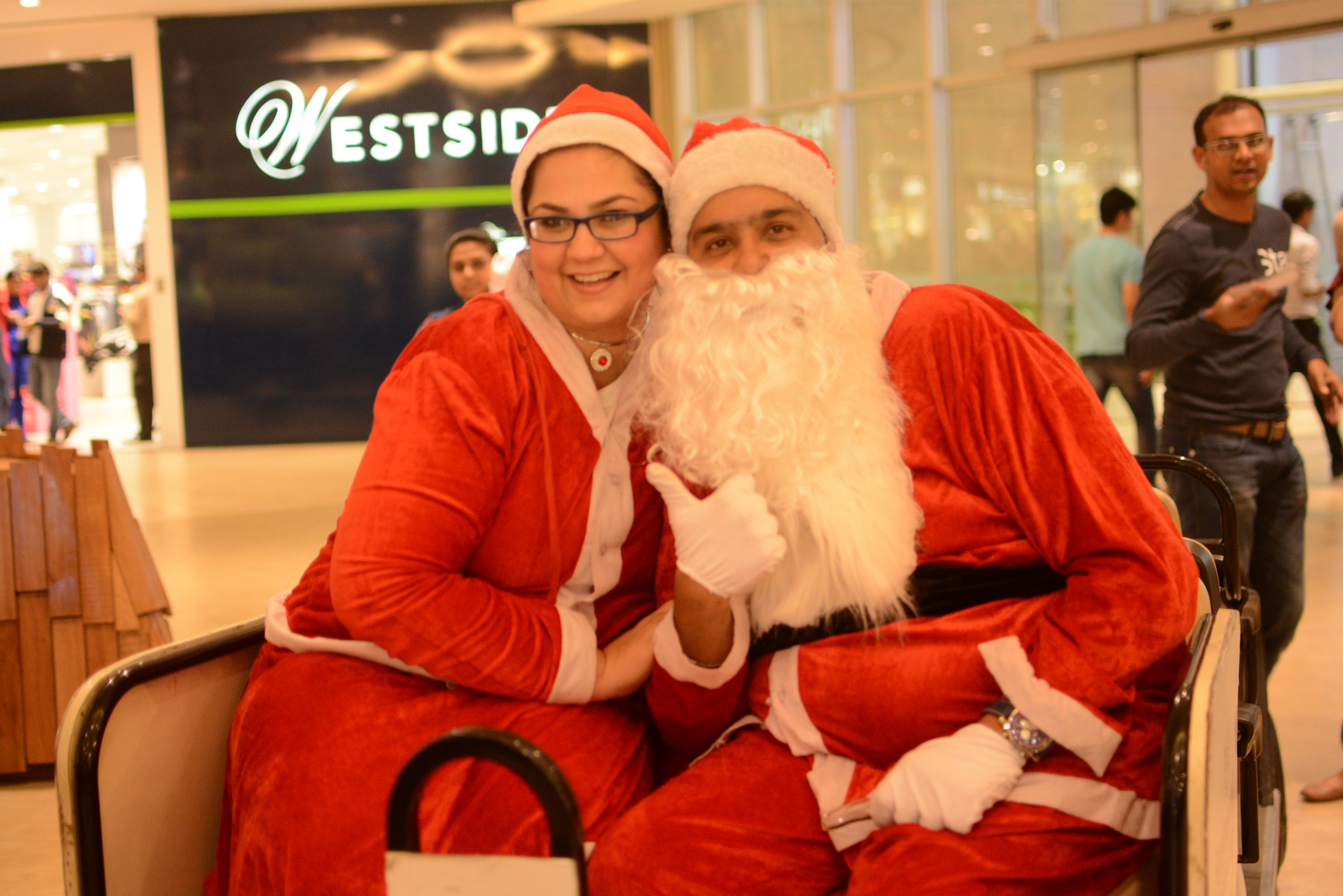 Musical Gigs to celebrate Christmas and New Year at Phoenix Markectcity Pune